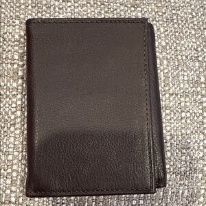 Club Room Dark Leather Card Holder